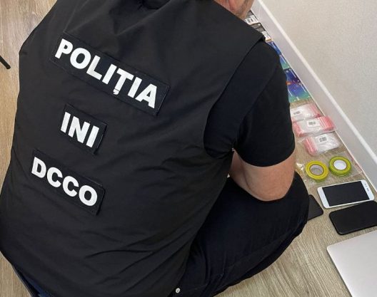 VIDEO | Vindeau droguri în capitală