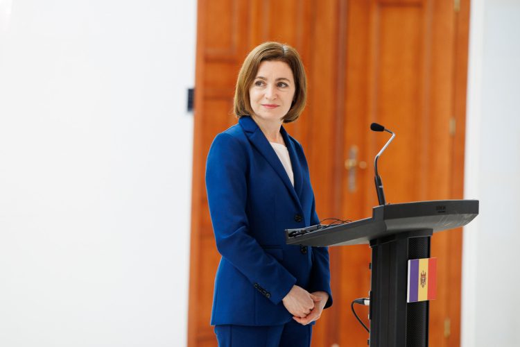 VIDEO | Maia Sandu îndeamnă tinerii să devină ambasadorii referendumului: „Decide viitorul tău și al Moldovei!”