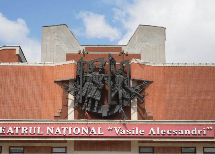 VIDEO // Două premiere la teatrul din Bălți și un festival internațional în noua stagiune