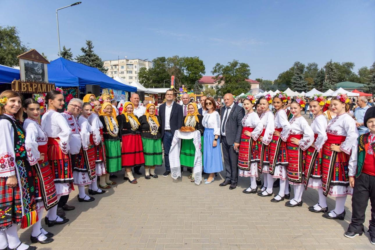 Prim-ministrul Vasile Tofan, la Etno Fest Taraclia: „Diversitatea culturilor și tradițiilor face Moldova mai bogată”