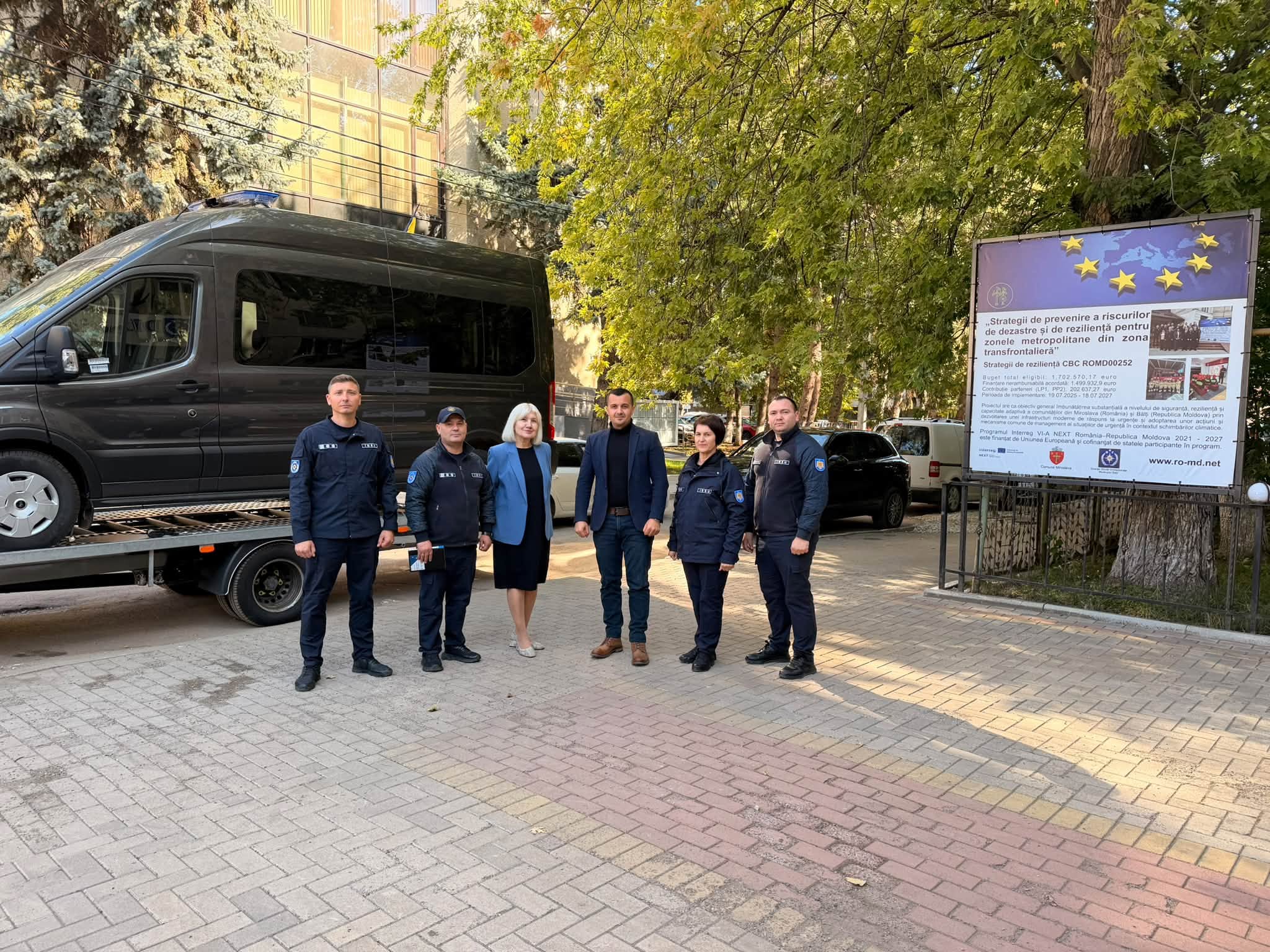 FOTO // Microbuz de 44 de mii de euro, achiziționat pentru proiectul transfrontalier Bălți–Miroslava