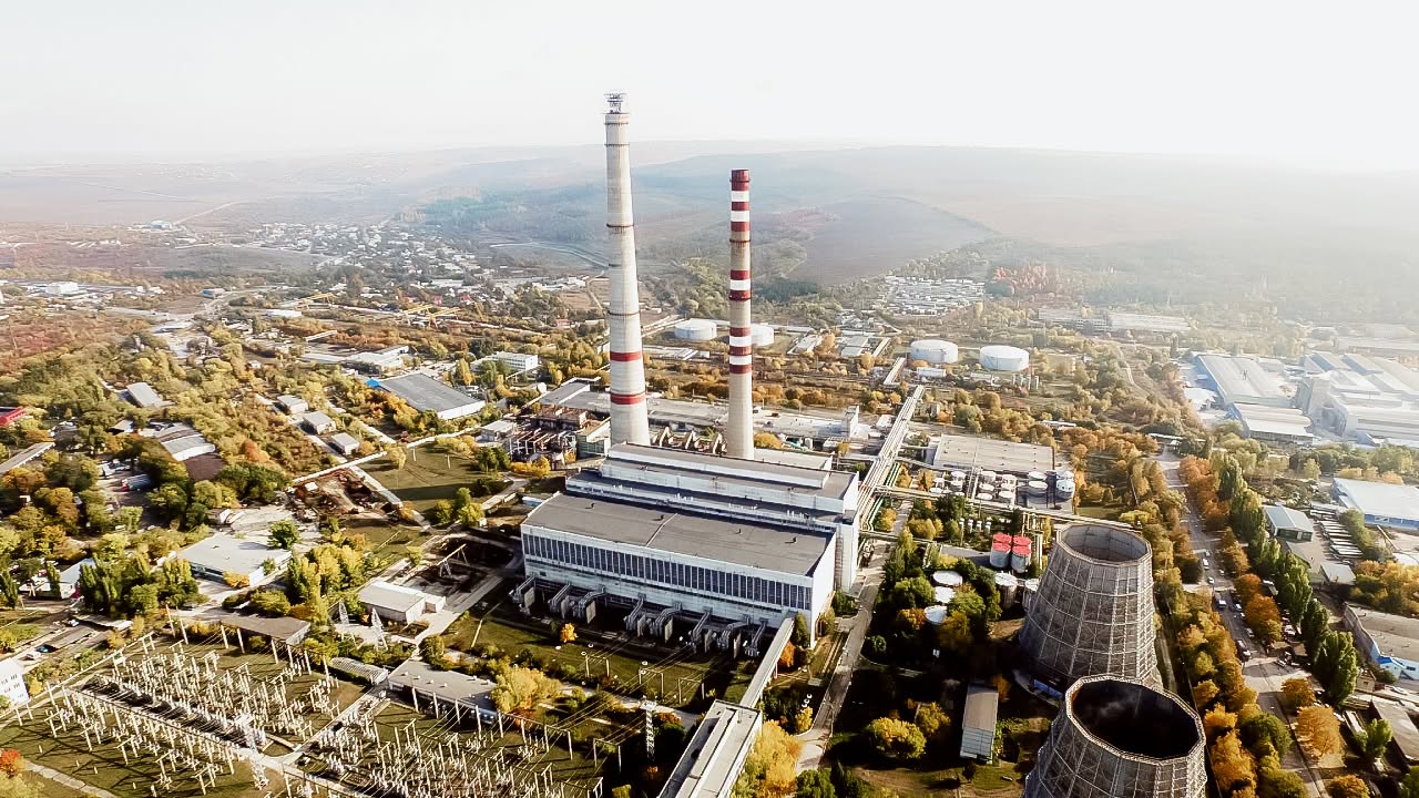 Lucrările de modernizare a sistemelor de termoficare din Chișinău și Bălți vor fi declarate de utilitate publică de interes național. Proiectul a fost votat în prima lectură