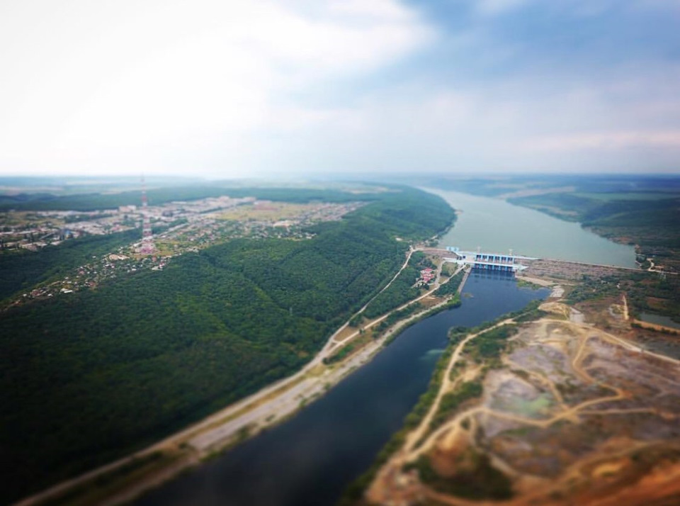 FOTO // Rezerva de apă din lacul Novodnistrovsk scade accelerat. Comisia Nistreană se întrunește astăzi pentru măsuri urgente