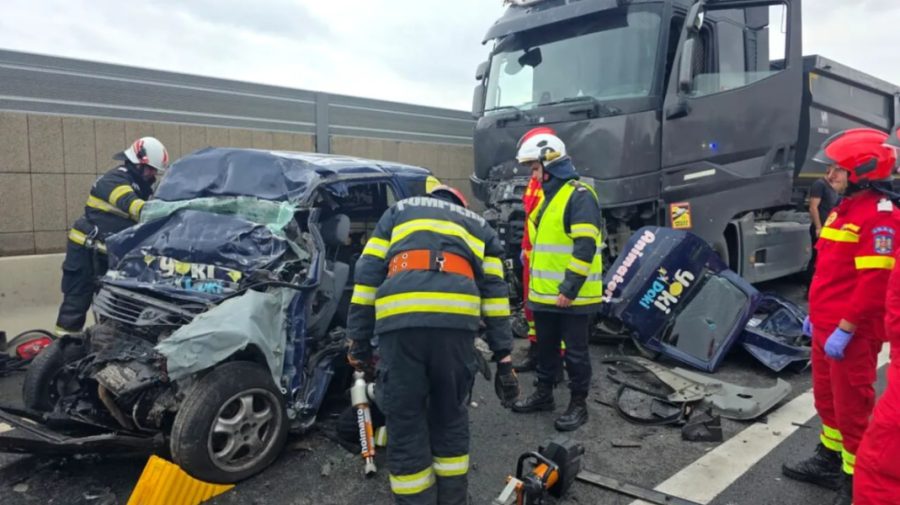 Doi moldoveni, morți într-un accident produs în România