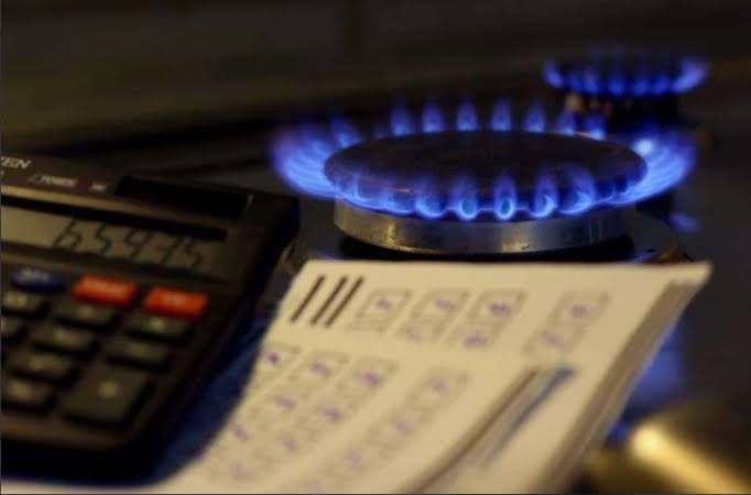 O nouă scumpire a gazelor în octombrie? Și motorina ar putea ajunge la 40 de lei