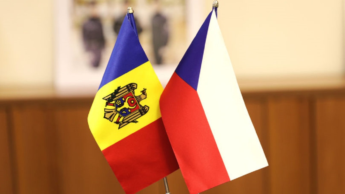 Senatori din Cehia, în vizită la Chișinău. Pe agendă, securitatea și integrarea europeană