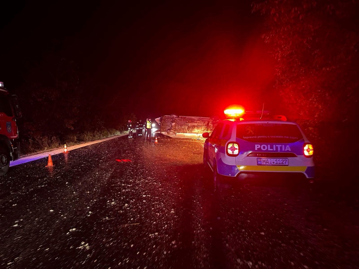 Accident rutier grav: O persoană a murit, iar alte două au ajuns la spital