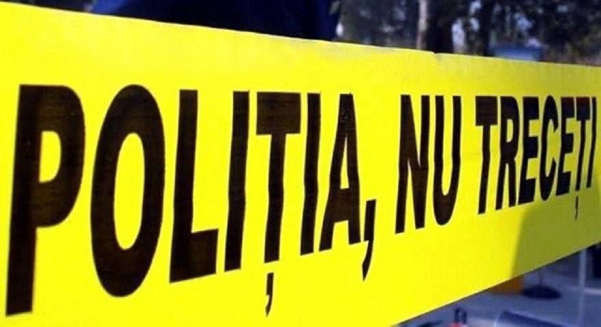 Un tânăr de 20 de ani a murit după ce ar fi căzut de la etajul 14 al unui bloc din Chișinău