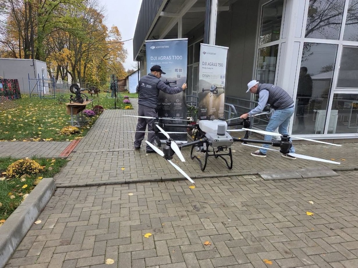 FOTO // Colegiul Agroindustrial din Ocnița, dotat cu un laborator modern de mecanică agricolă