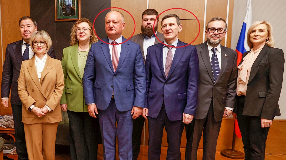 FOTO // Dodon, umăr la umăr cu un politician rus care a luptat în războiul împotriva Ucrainei