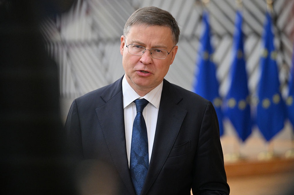 Comisarul european Dombrovskis: Integrarea europeană transformă deja economia Moldovei