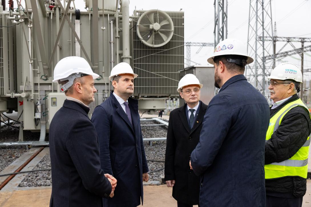 Premierii Vasile Tofan și Luca Niculescu au vizitat Stația Electrică Chișinău