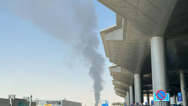 Atac asupra aeroportului din Riad: cel puțin 12 morți și peste 300 de răniți