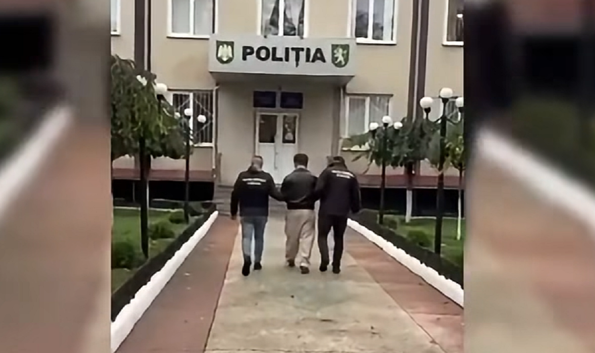 VIDEO // Un tânăr de 19 ani, reținut după ce ar fi pătruns în biserica din Țarigrad