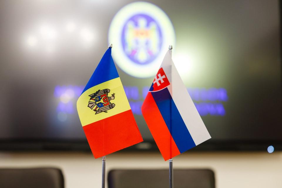 Moldovenii care au lucrat în Slovacia vor putea cumula perioadele de asigurare pentru pensie