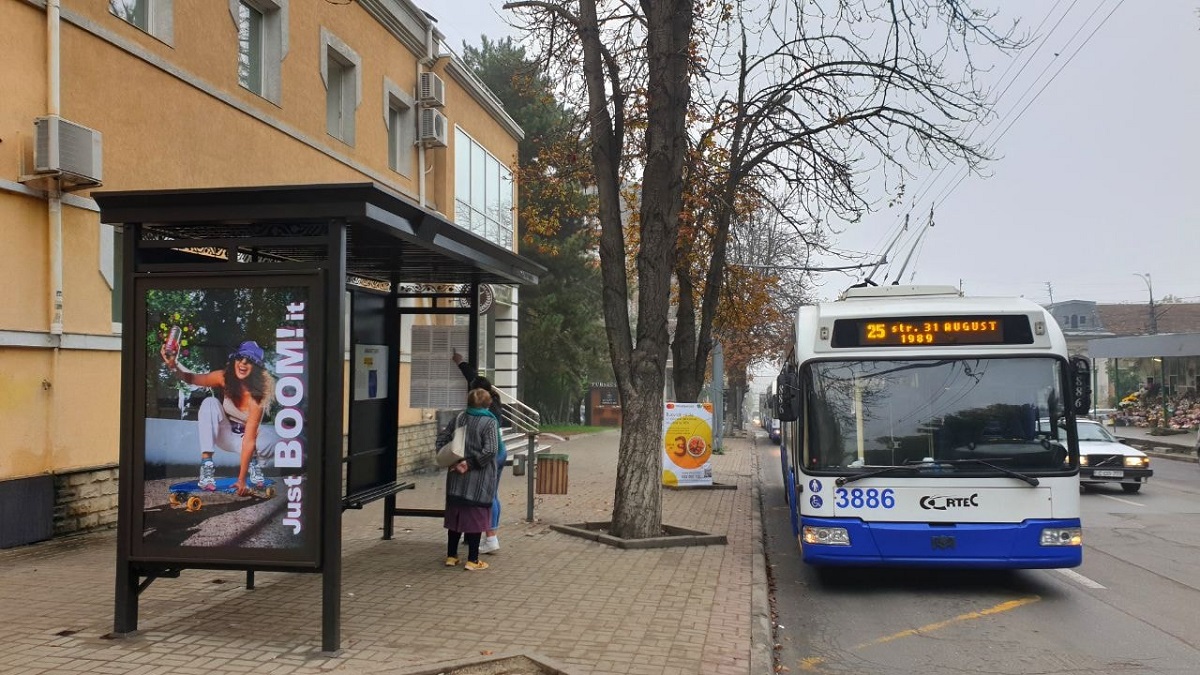 Stațiile de transport public din Bălți și Chișinău ar putea fi amplasate la cel mult 300 de metri de școli și spitale