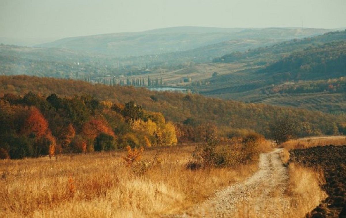 Temperaturi calde și cer noros. Vezi cum va fi vremea astăzi