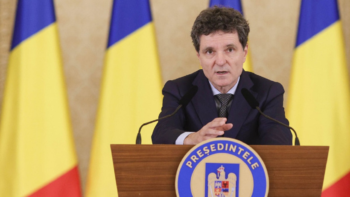 Nicușor Dan le-a transmis șefilor de partide că vineri dizolvă Parlamentul, dacă joi nu vor fi ajuns la o înțelegere privind guvernarea