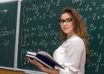 Ministerul Educației anunță creșteri salariale, cămine moderne și plăți unice pentru a atrage tinerii în pedagogie