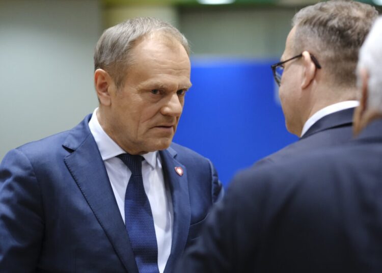 Premierul Poloniei anunţă că a primit ameninţări după tentativa de asasinare a prim-ministrului slovac