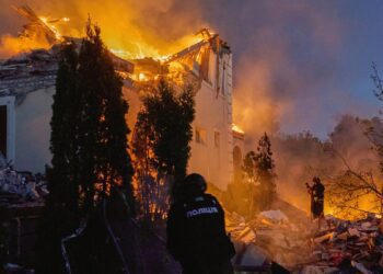 Российские военные начали новое наступление в Харьковской области. Его возможной целью называют создание «буферной зоны»