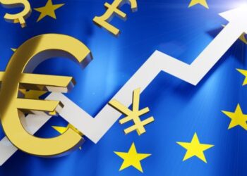 Euro și dolarul se scumpesc din nou