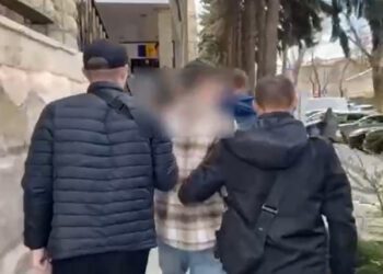 Au vrut să facă bani ușori. Schema „ruda implicată în accident” le-a adus aproape 1 milion de lei