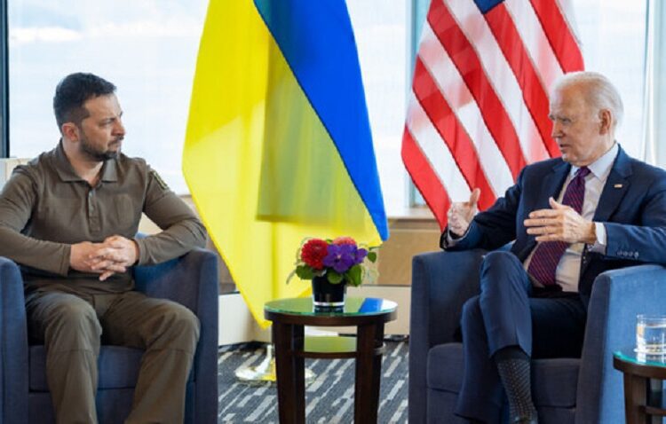 Ucraina a semnat cu SUA un acord-punte spre NATO