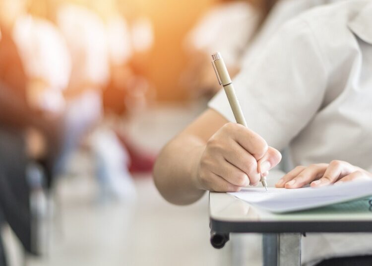 A început sesiunea de BAC. Primul examen, susținut de elevii alolingvi