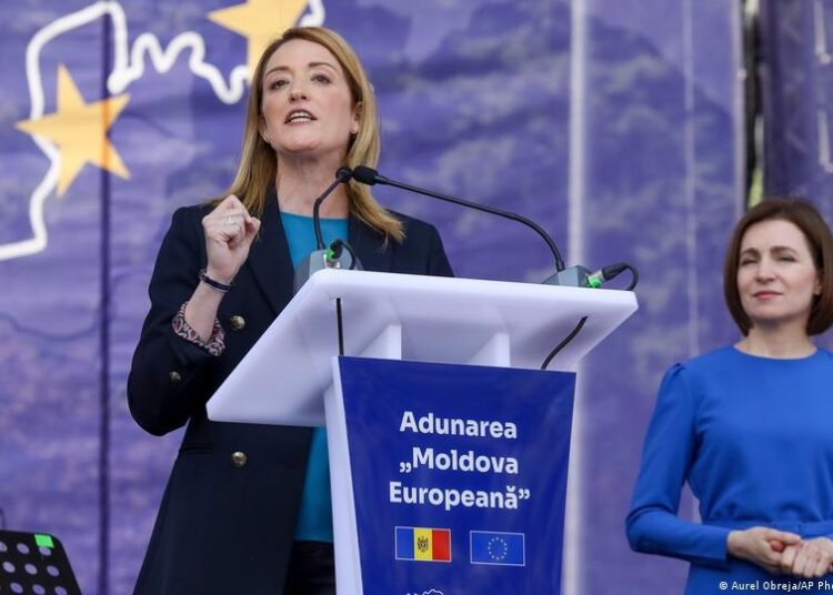 R. Moldova inițiază negocierile de aderare la UE. Roberta Metsola: „Viitorul nostru comun începe acum”