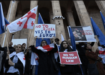 Georgia: Preşedintele parlamentului a promulgat legea privind ”agenţii străini”