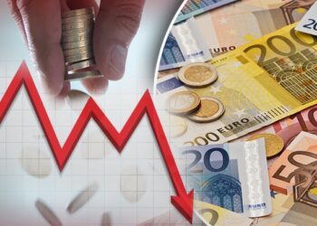 Euro și dolarul scad la sfârșit de săptămână