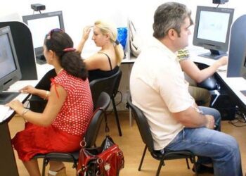 Viitori șoferi, fiți atenți! Testele teoretice vor include noi întrebări