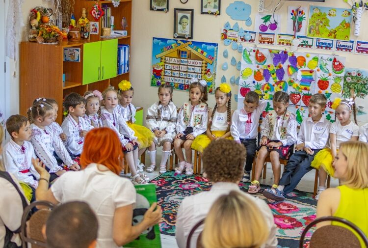 Programul „Podul de cărți pentru copii”: Peste 5000 de cărți vor fi donate grădinițelor din R. Moldova