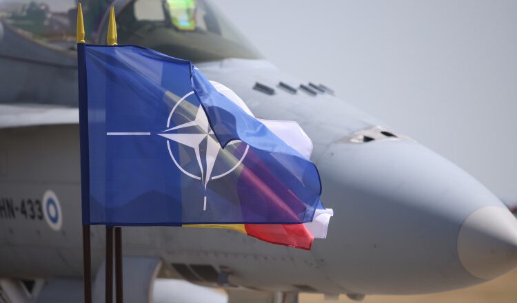 O comună din România va avea cea mai mare bază aeriană NATO din Europa, mai mare chiar decât baza Ramstein din Germania
