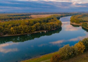 Presupuse deversări ale sistemului de canalizare din Bender în râul Nistru: Ministerul Mediului monitorizează calitatea apei