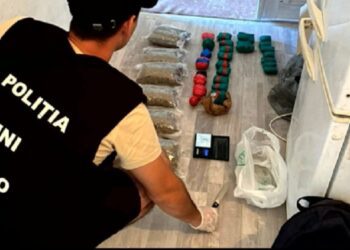 VIDEO | Vindea droguri pe un canal de Telegram. Un tânăr de 29 de ani, riscă ani grei de închisoare