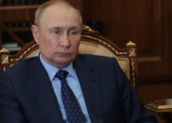 Lunetiști, veste antiglonț și mâncare verificată. Măsuri extreme de protecție luate de Putin, de frică să nu fie asasinat