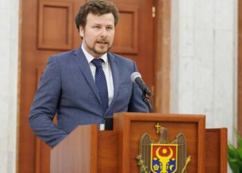 Alți 50 de profesori își vor perfecționa competențele lingvistice în România. Dan Perciun: „Interesul pentru limba română crește în regiunile compact populate de minoritățile etnice”