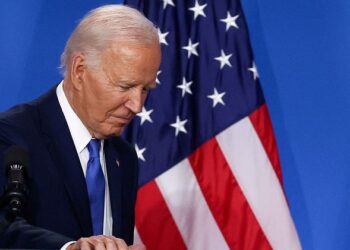 Joe Biden s-a îmbolnăvit de COVID-19