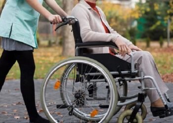 Asistenții personali din capitală, care au fost concediați sau le-a fost redus programul de muncă, vor fi reangajați cu normă întreagă