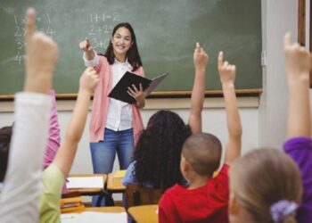 Peste 300 de absolvenți, repartizați prin concurs în funcții didactice vacante în școli și grădinițe