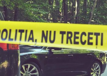 Tragedie la Ștefan Vodă. Un copil de aproape doi ani, strivit de un automobil
