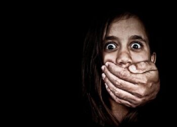 Fiecare a treia victimă a traficului de persoane la nivel global este un copil