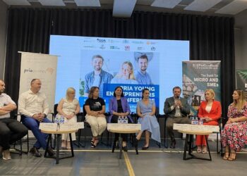 VIDEO | Vor să devină antreprenori de succes. Tinerii din nordul Moldovei au făcut schimb de idei