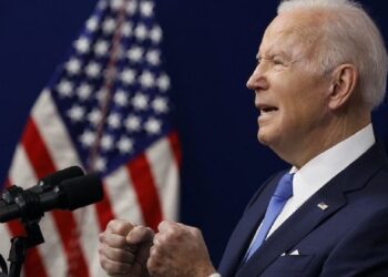 Joe Biden cere interzicerea armei semiautomate folosită în tentativa de asasinare a lui Donald Trump