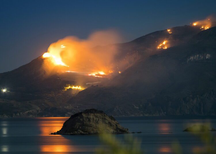 Incendii în Turcia și Grecia. Moldovenii de acolo pot solicita ajutor