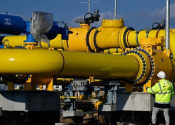 Zelenski vrea să înlocuiască definitiv gazul rusesc pentru UE cu cel din Azerbaidjan. Riscurile tranzitului prin Ucraina