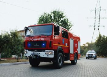 Primii 20 de pompieri din R. Moldova au plecat într-o misiune de stingere a incendiilor în Grecia