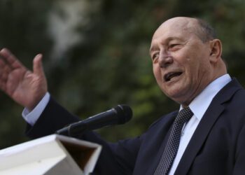 Băsescu: România nu poate ajuta Moldova cu trupe în teritoriu. Să renunțe la neutralitate sau să se unească cu România